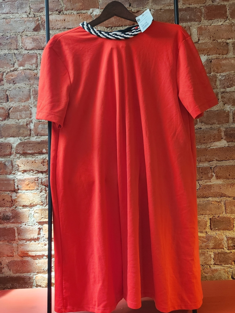 Mod Style Vintage Cheery Red Short-Sleeve Embroidered Collars Shift Dress